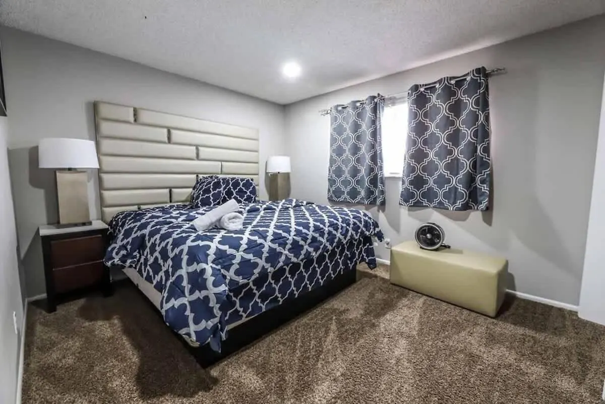 Modern Elegance In The Heart Of Las Vegas 0*,